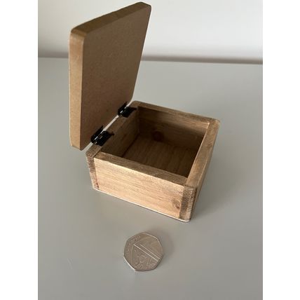 WOODEN TRINKET BOX - CRAB DESIGN