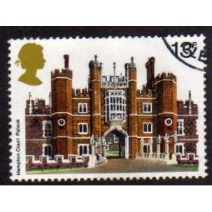 Great Britain 1978 Historic Buildings 13p Hampton Court Used SG 1057 Sc834 stamp