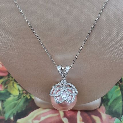 Haliotis Asinina Pink Pearl & Zircon Pendant & 18" Chain Rhodium on 925 Silver