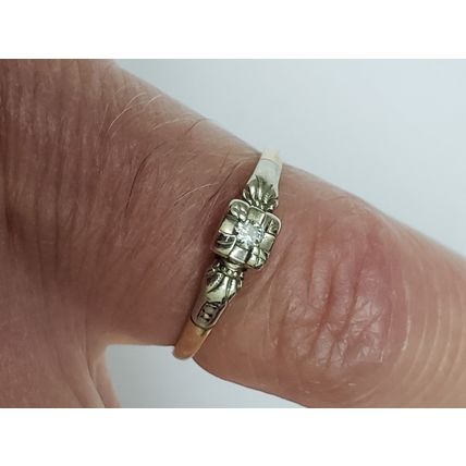 Vintage 14K Yellow and White Gold Genuine Diamond Ring, early 1900s
