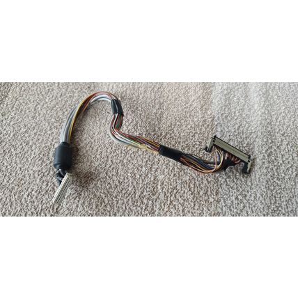 Loewe Xelos A 32 DR+ Tcon video flat cable. 27cm long