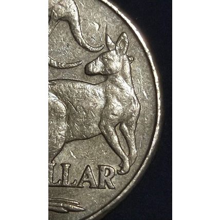 Australia 2011 $1 Mob of Roos - Die Chip Big Roo's Neck - Circulated