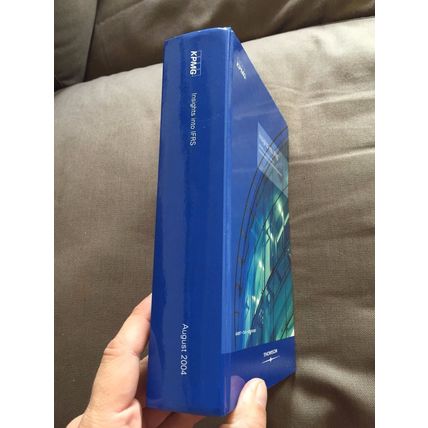 "INSIGHTS INTO INTERNATIONAL FINANCIAL REPORTING STANDARDS" HARDBACK BOOK (P5)