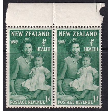 New Zealand 1950 SG 701w UMM se-tenant pair - Health Stamps (D-017 02)
