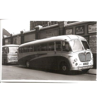 Black & White Photograph of Edward Thomas & Son of West Ewell, Epsom - 601 BPA