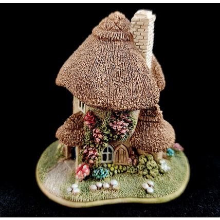 Lilliput Lane The Toadstool Cottage Collectable Thatched Vintage Ornament
