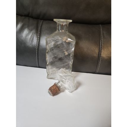 Vintage I W HARPER GLASS DECANTER