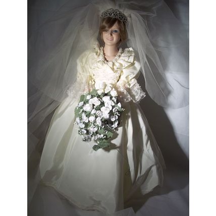 Danbury Mint Princess Diana 21" Porcelain Royalty Wedding Gown Doll