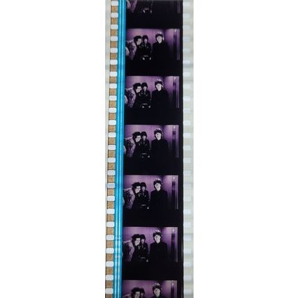Pk GEB - N - MIX - a 003C . 1 STRIP OF 5 - 35MM FILM CELLS. ( )