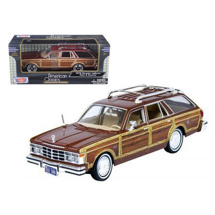 1979 Chrysler Lebaron Town and Country Burgundy 1/24 Diecast Model Car by Mot...