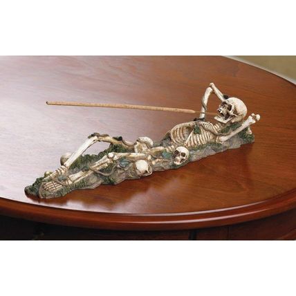 Gifts & Decor 57070342 Lazy Bones Incense Burner, No Size, White