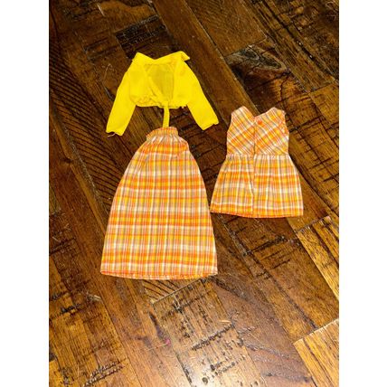 Vintage Barbie: 1975 GROWING UP SKIPPER Outfit #9024 Skipper Fashion Arithmetic