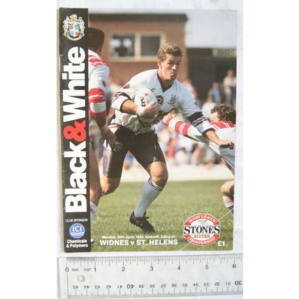 1992 programme Widnes v. St. Helens, centrefold Jonathan Davies