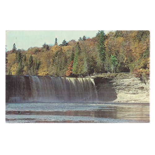 TAHQUAMENON FALLS. MICHIGAN, USA. unused vintage postcard =