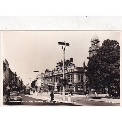 Town Hall and Parade Leamington Spa Warwickshire Real Photo Postcard unused VGC