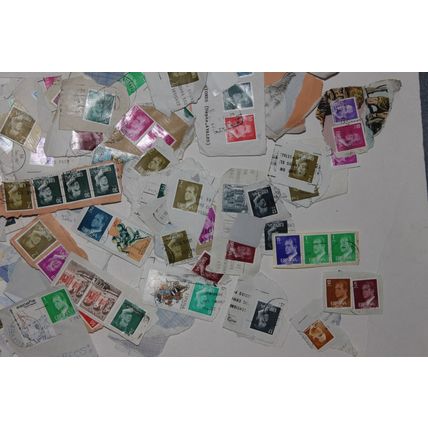 Spain stamps on Paper approx 175gm over 30 years old - see photos