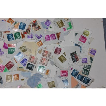 Spain stamps on Paper approx 175gm over 30 years old - see photos