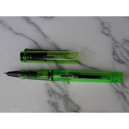 Jinhao 280 Transparent Green Fountain Pen 0.38mm Nib drawing art gift not parker