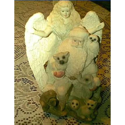 VICTORIAN ANGEL SANTA CLAUS & ANIMALS GARDEN HEAVY RESIN DECORATIVE HEAVY STATUE