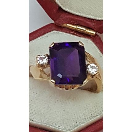 Estate Ladies 10K Yellow Gold Large Genuine Amethyst Diamond Ring, 1950s