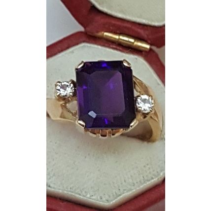 Estate Ladies 10K Yellow Gold Large Genuine Amethyst Diamond Ring, 1950s