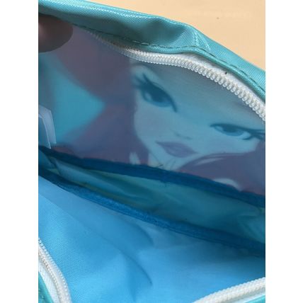 A New Rare Hot Topic The Little Mermaid Aerial Disney Zip Make- Up Bag ￼￼