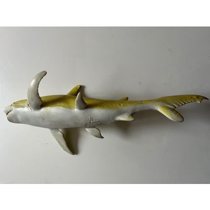 TIGER SHARK PLASTIC FIGURE (10 INCH)