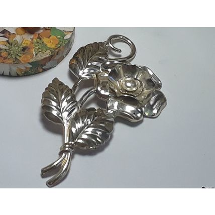 Vintage 3 1/4" X 1 3/4" Flower & Leaf Sterling Silver Brooch #19439