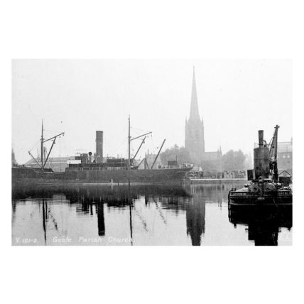 pt5724 - Goole Docks & Parish Church , Yorkshire - print 6x4