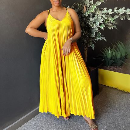 Women's summer new halter pleated sexy fashion A-line skirt dress