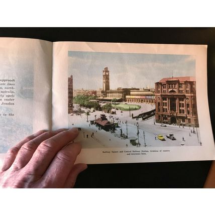 SYDNEY AUSTRALIA TOURIST BEAUTIFUL BOOK 1951 NUCOLOR24 pages 1st Ed PHOTOS GC