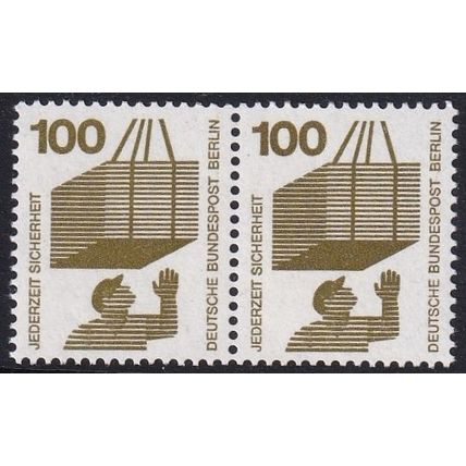 Berlin - Germany 1972 SG B405 UMM Se-tenant pair (C-911 (2))