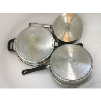 Induction Ready Frying Saute Pan Professional Non Stick 4 Egg Poacher dome splat
