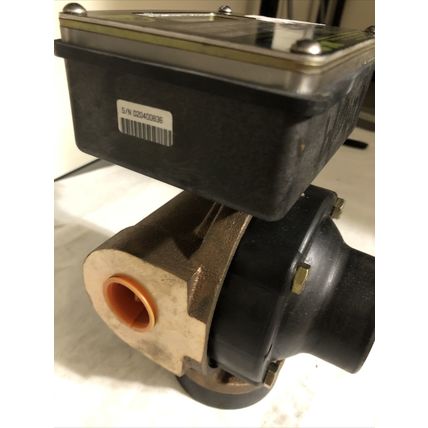 NEW UFM UNIVERSAL FLOW METER MN-B40G-16BP-A3-PC4M-Z86,40 GPM,1" NPT B50998,BQ