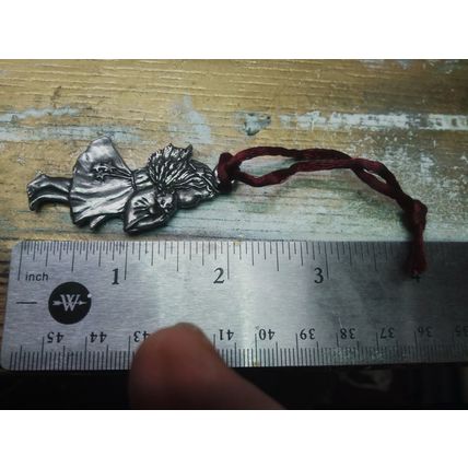 PEWTER GIRL ANGEL HOLDING A CAT CHRISTMAS ORNAMENT