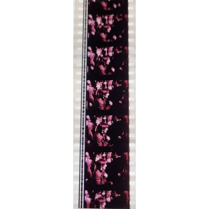 Beatles.. Pk MTP - b034H. 1 STRIP OF 5 - 35MM FILM CELLS