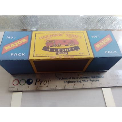 Matchbox - Major Pack No1 - Early BP Petrol Tanker Replica / Repro Box