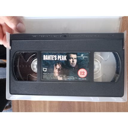 Dante's Peak VHS