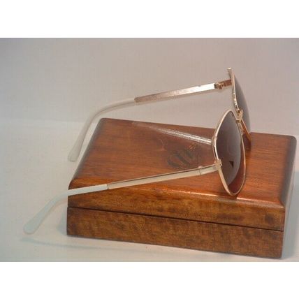 Pre-Owned Women’s Gold & White Tinted Fashion Sunglasses