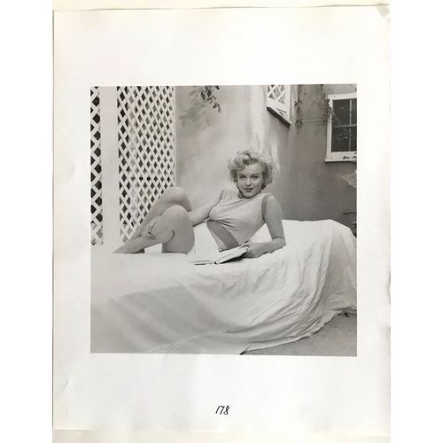 Marilyn Monroe vintage Sexy Print Lounging b/w poster Playboy Man Gift art decor
