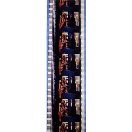 Pk DAU - A - MIX - a 012L. 1 STRIP OF 5 - 35MM FILM CELLS. (ews )