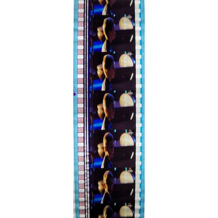 Pk DAU - A - MIX - c 061i. 1 STRIP OF 5 - 35MM FILM CELLS. ( LIS )