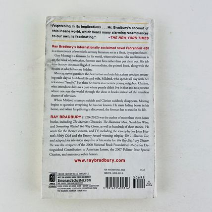 Ray Bradbury - Fahrenheit 451 Novel Mass Market Paperback