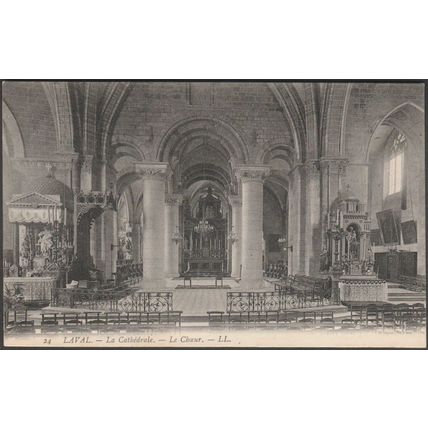 Le Chœur, La Cathédrale, Laval, c.1905-10 - Lévy CPA LL24