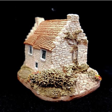 Lilliput Lane East Neuk Cottage Collectable Vintage Ornament