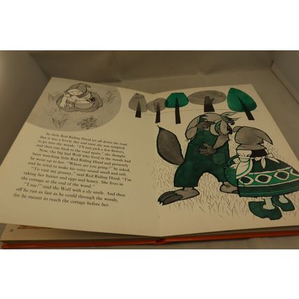 Snow White & The Seven Dwarves & Other Favorite Stories 1968 Illustrated Book