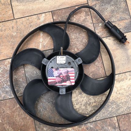 1999-2003 Mercedes Benz W210 E320 Engine Radiator Cooling Fan Motor + Blade OEM