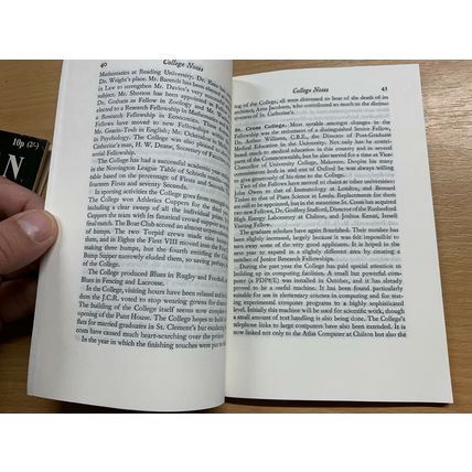 1972 "OXFORD SOCIETY" VOLUME 24 #3 SMALL ILLUSTRATED PAPERBACK BOOK (LL)