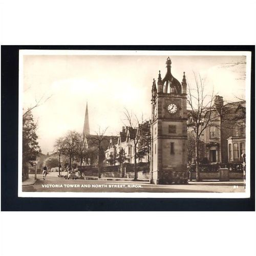 Yorkshire RIPON Victoria Tower/North Street Postcard (31)