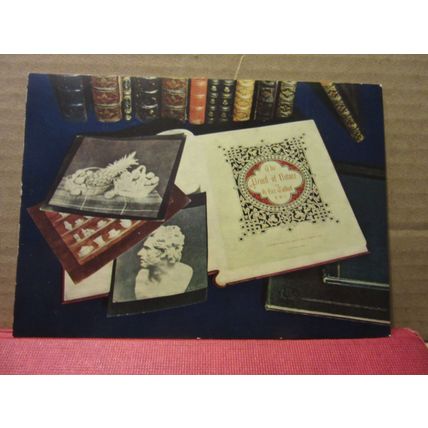 1st BOOK OF PHOTOGRAPHS, LACOCK ABBEY. WILTSHIRE unused postcard Science Muse =